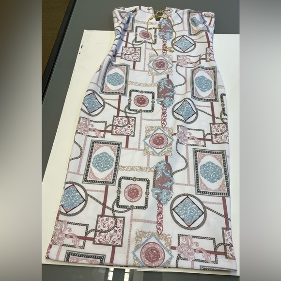 Guess strapless bodycon gold hardware tie vneck knee length dress size Medium - Picture 5 of 11